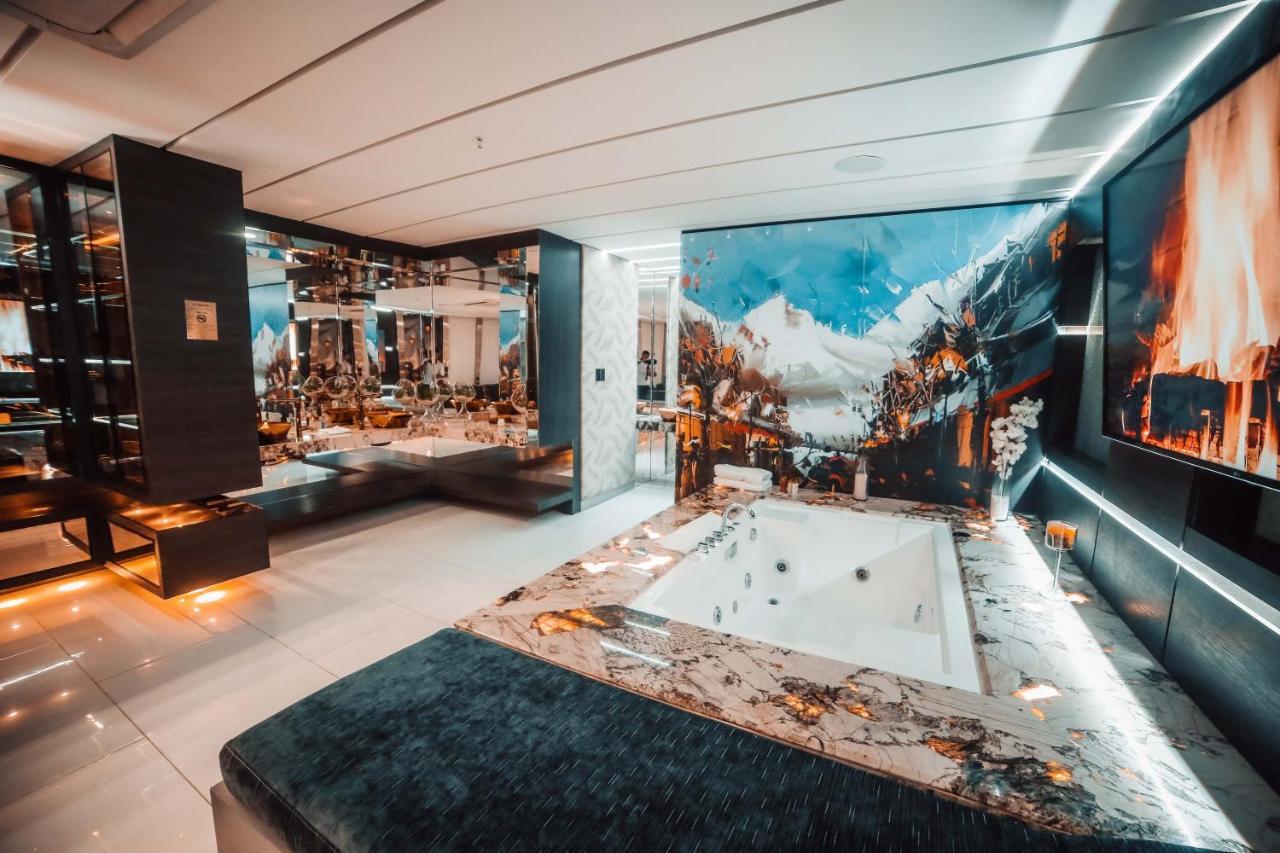 מדיין 1Million Luxury Suites מראה חיצוני תמונה