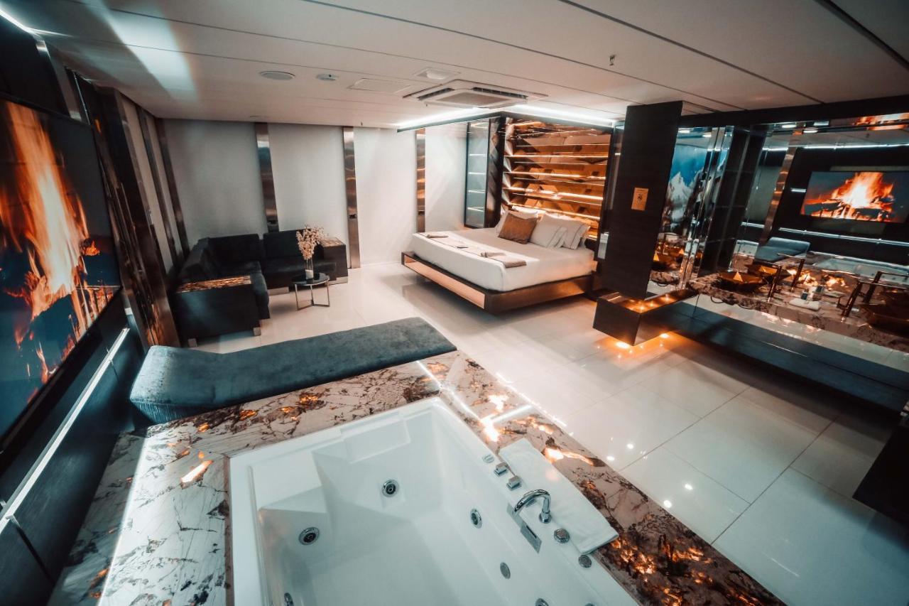 מדיין 1Million Luxury Suites מראה חיצוני תמונה