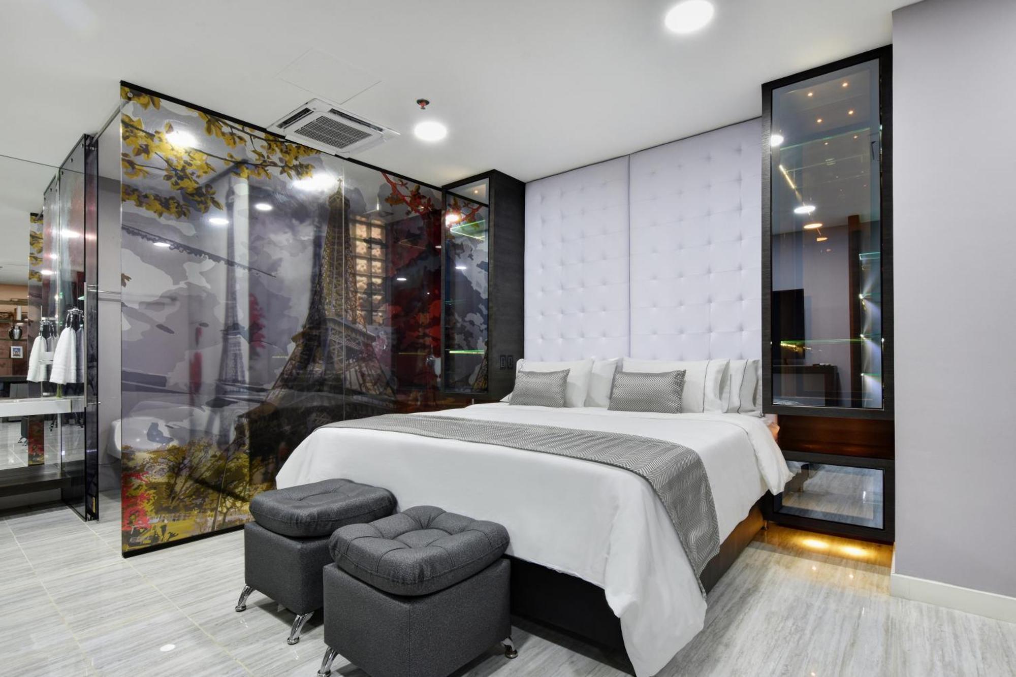 מדיין 1Million Luxury Suites מראה חיצוני תמונה