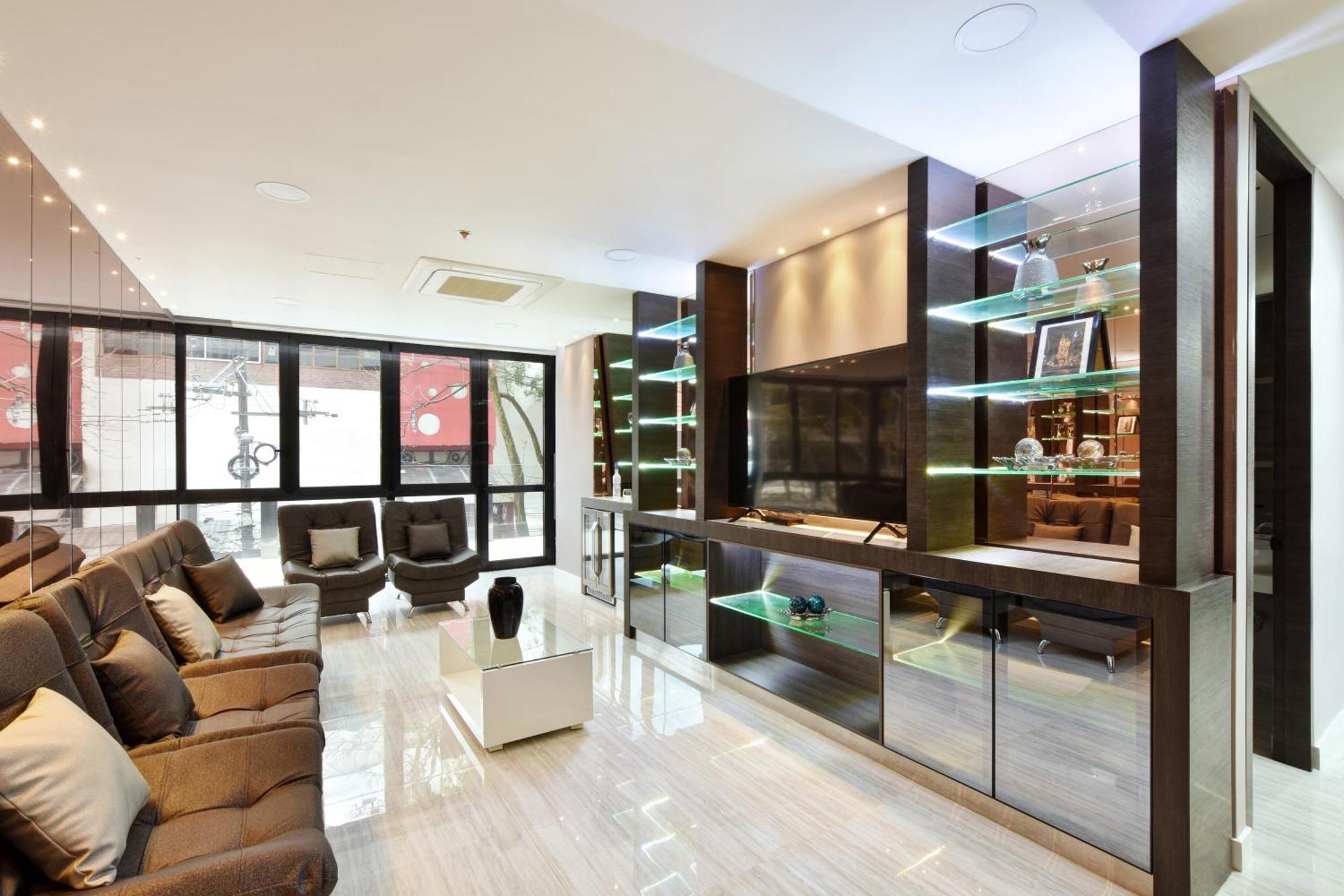 מדיין 1Million Luxury Suites מראה חיצוני תמונה