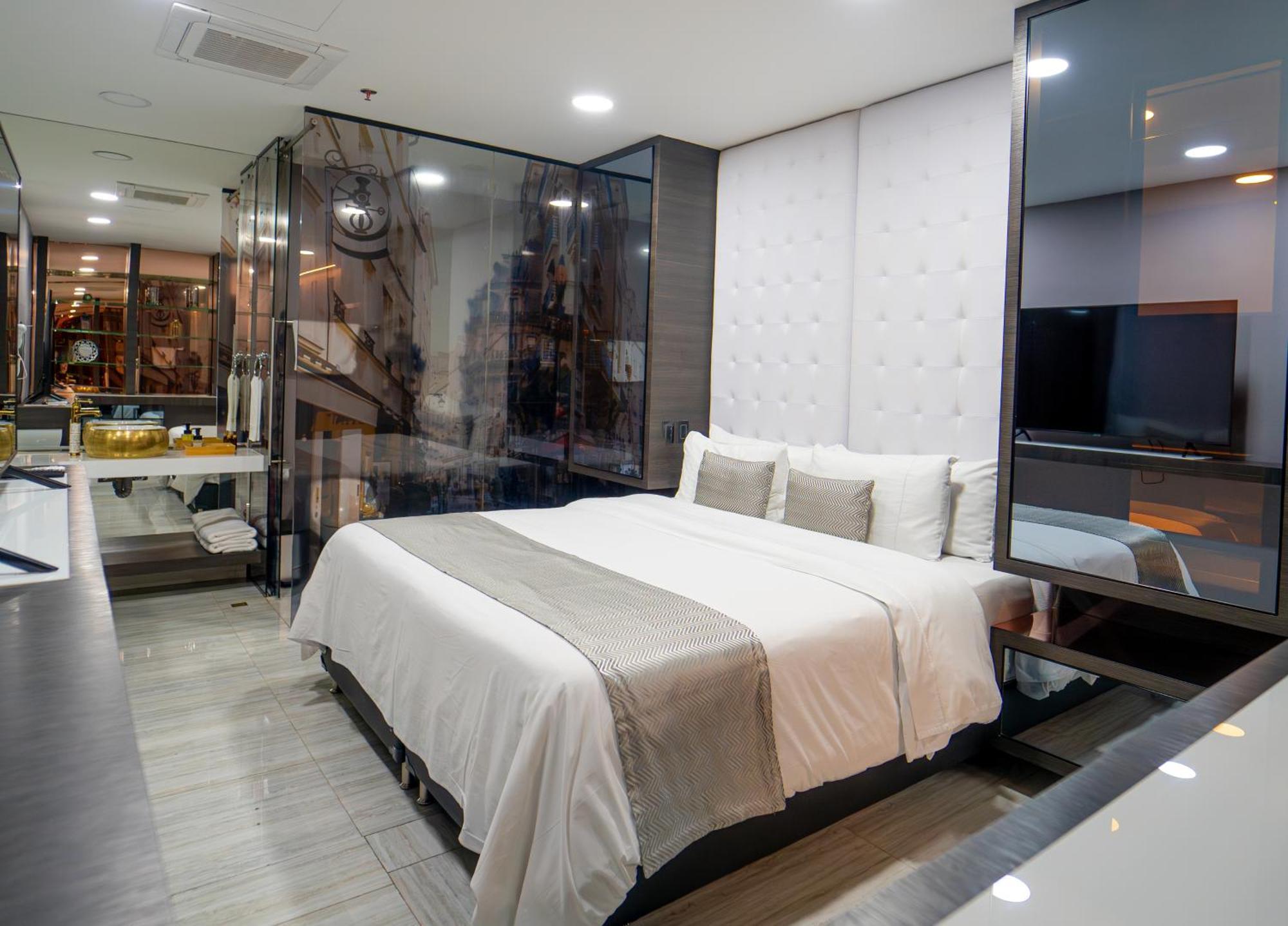 מדיין 1Million Luxury Suites מראה חיצוני תמונה
